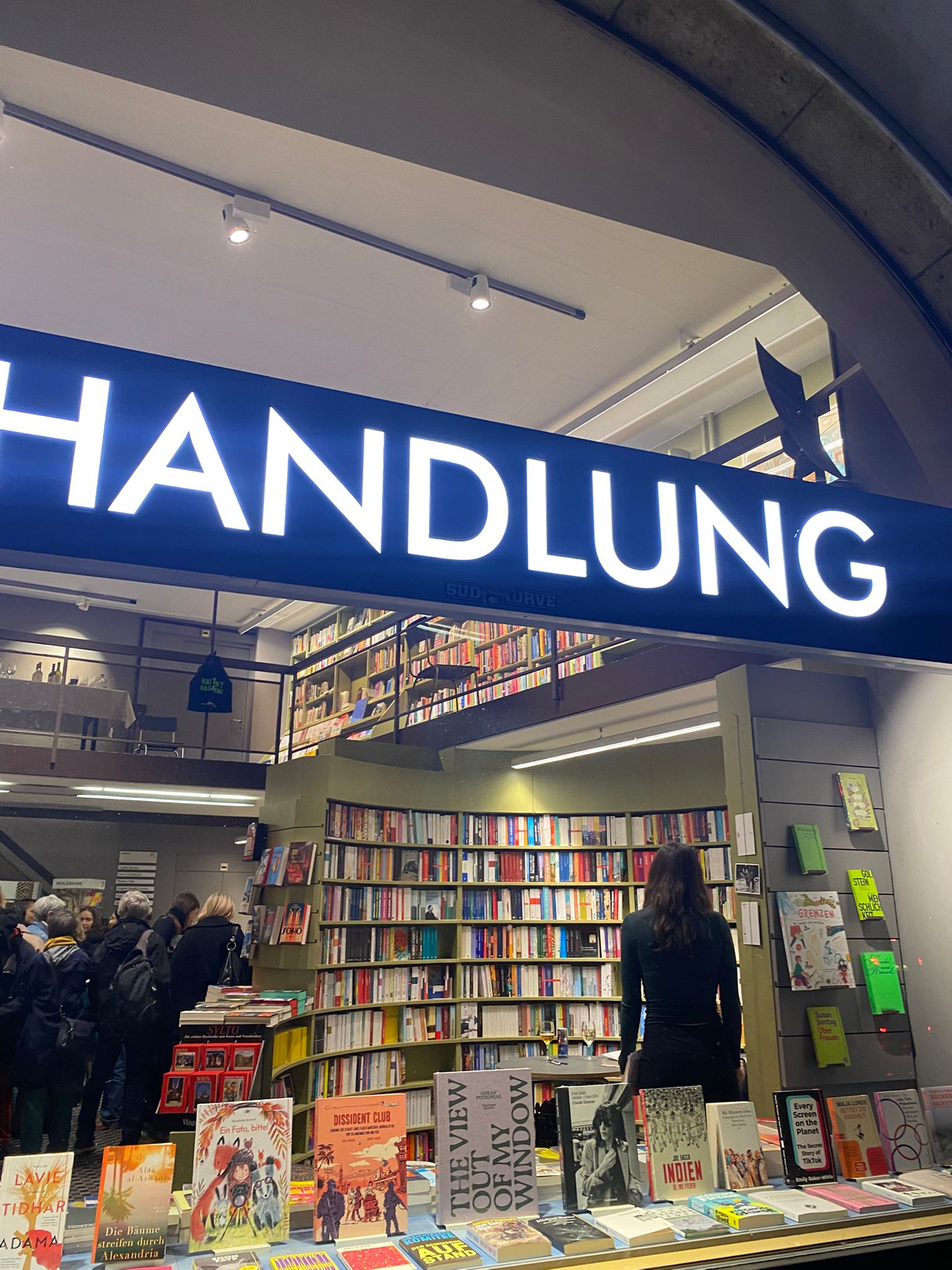 Ironie und Realität: Nora Osagiobare über den Alltagsrassismus